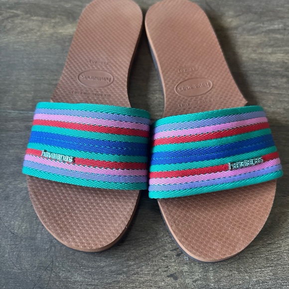 NWOT Havaianas Alpargatas Multicolored Stripe Slide Women's Size 9/10W - Picture 1 of 13